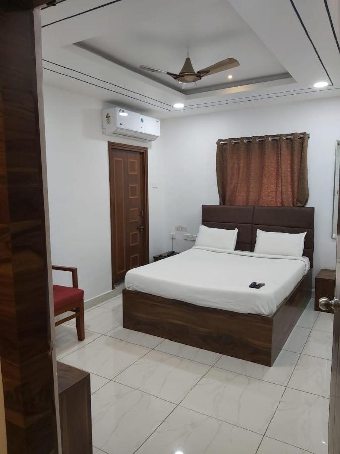 Hotel Sahasra Dla Warangal Exterior photo